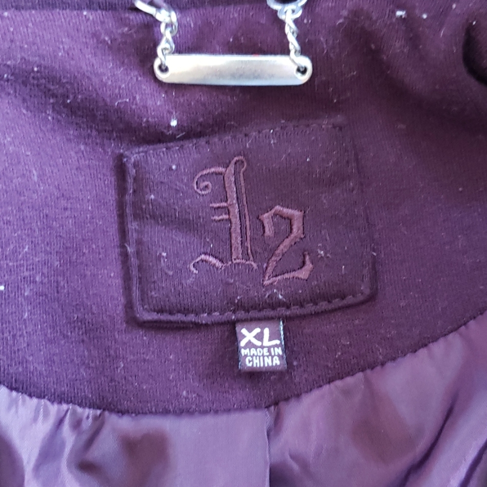 Jacket - Picture 3 of 4